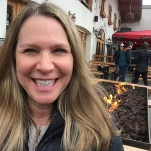 Meet your Posher, Mikki